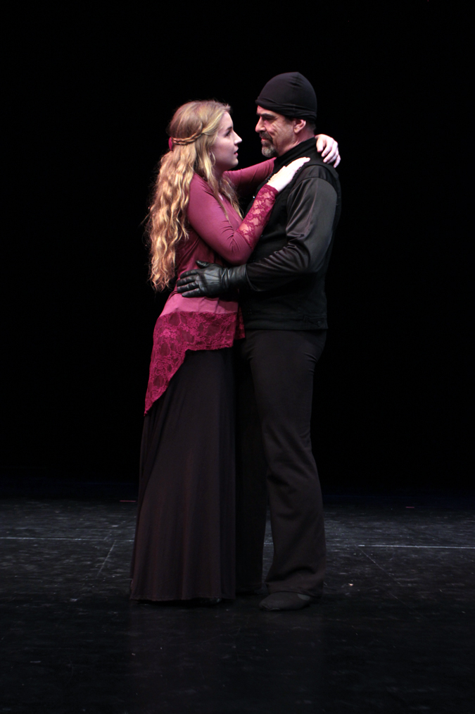 Macbeth and Lady Macbeth, played by Jeff Mills and BFA student Madelyn Robinson.